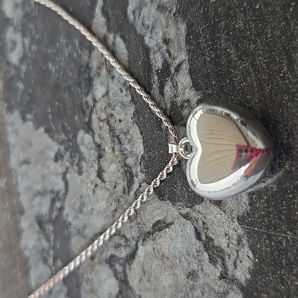 Silver Heart 1" NWOT. Necklace 10" Beautiful Valentines Day 925 Sterling